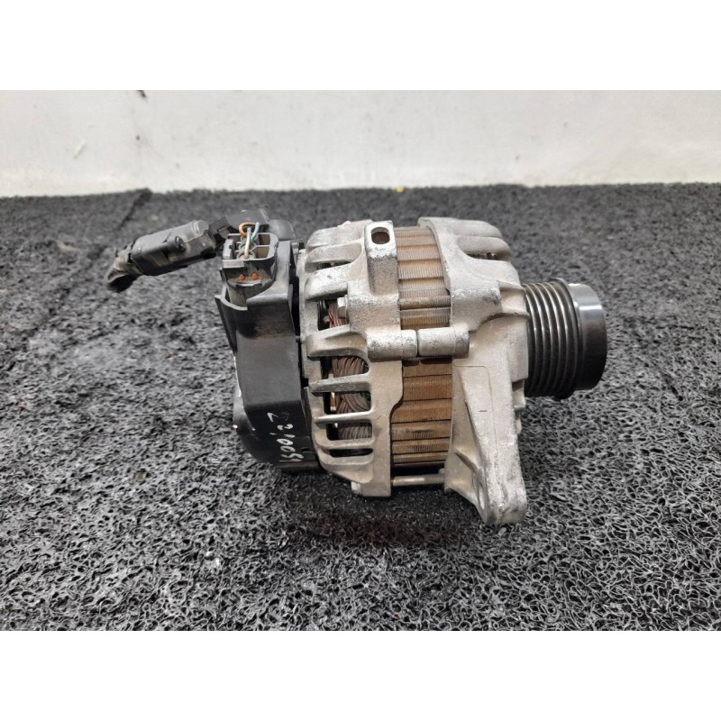 Recambio de alternador para hyundai i30 (gd) style referencia OEM IAM 2610164 373002B700 VALEO - Blanco 4