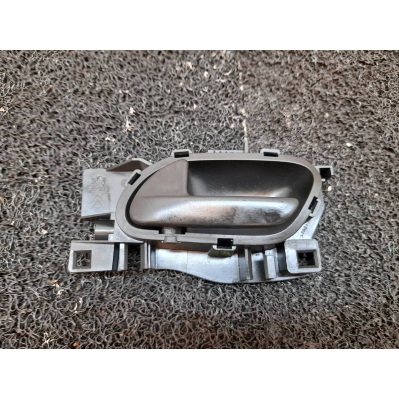 Recambio de maneta interior delantera izquierda para peugeot expert tepee mixto l2 referencia OEM IAM   