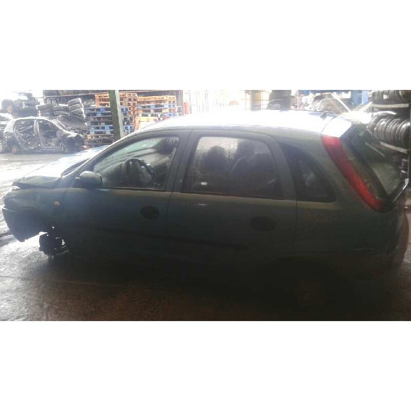 opel corsa c del año 2000