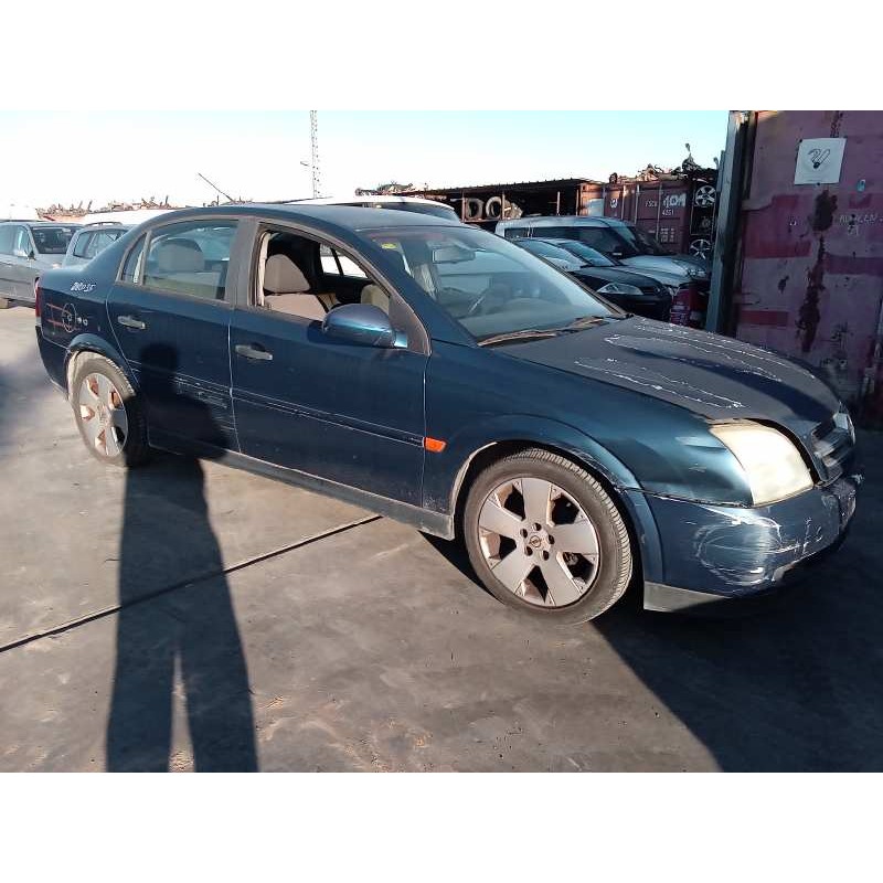 opel vectra c berlina del año 2002