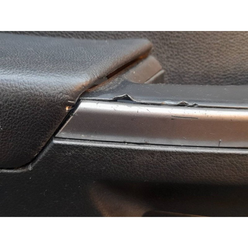 Recambio de guarnecido puerta delantera izquierda para hyundai i30 (gd) style referencia OEM IAM - Blanco 2