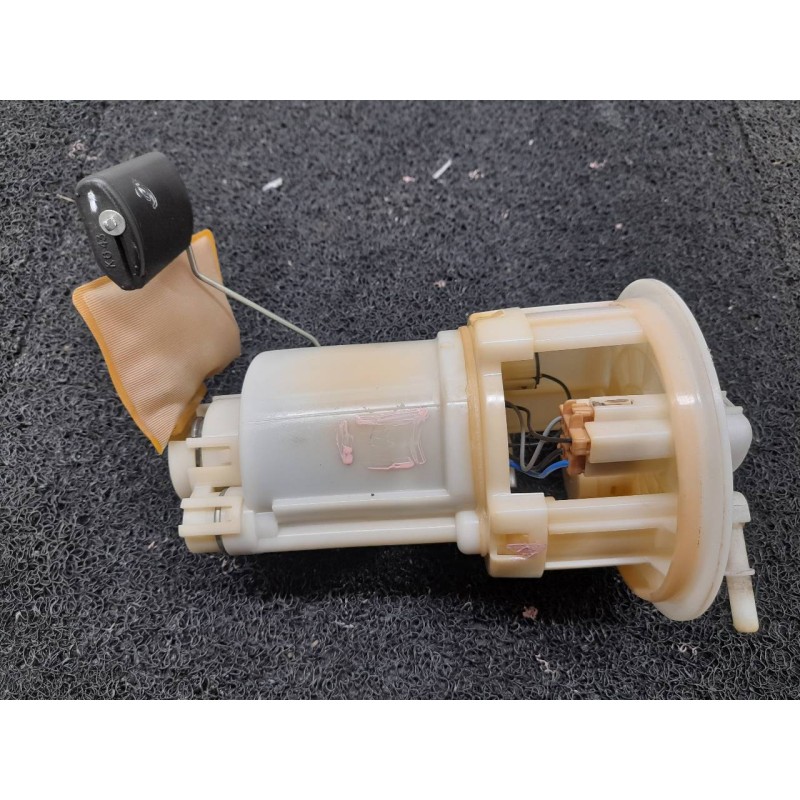 Recambio de aforador para kia rio 1.6 ex2 referencia OEM IAM 311101G000 083000880 