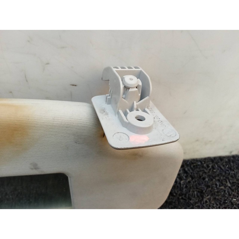 Recambio de parasol derecho para volkswagen polo berlina (6n2) conceptline referencia OEM IAM 2