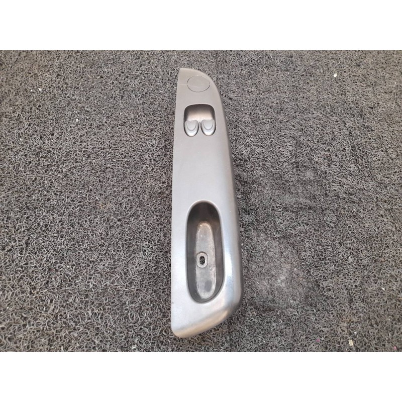 Recambio de mando elevalunas delantero izquierdo para daewoo matiz se referencia OEM IAM 601W03840 96563826 