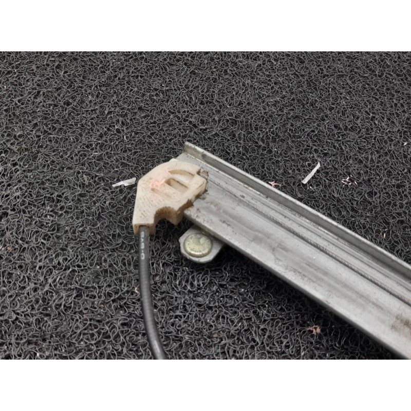 Recambio de elevalunas trasero derecho para kia rio 1.6 ex2 referencia OEM IAM 3
