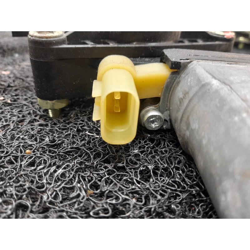 Recambio de elevalunas trasero derecho para kia rio 1.6 ex2 referencia OEM IAM 4