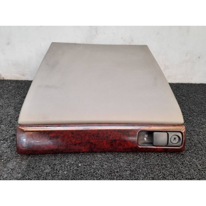Recambio de guantera para volvo s40 berlina 1.6 referencia OEM IAM 30801106 30808049 30813340