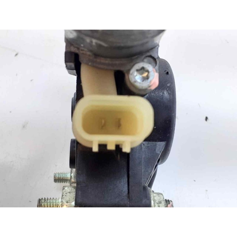 Recambio de elevalunas trasero izquierdo para kia rio 1.6 ex2 referencia OEM IAM 4