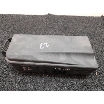CAJA RELES / FUSIBLES 13205800 519179006 