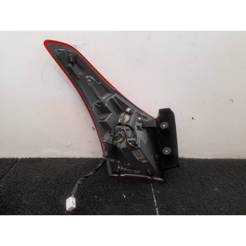 Recambio de piloto trasero derecho para hyundai i30 (gd) style referencia OEM IAM 92402A50 - Blanco 3