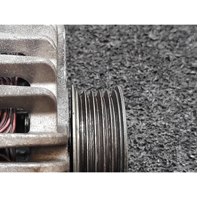 Recambio de alternador para fiat panda (169) 1.2 8v dynamic referencia OEM IAM 51714794  DENSO 2