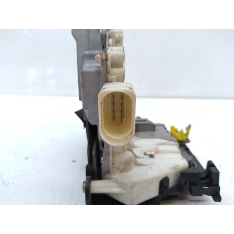 Recambio de cerradura puerta trasera izquierda para seat leon (1p1) reference referencia OEM IAM 1P0839015 - Rojo 3