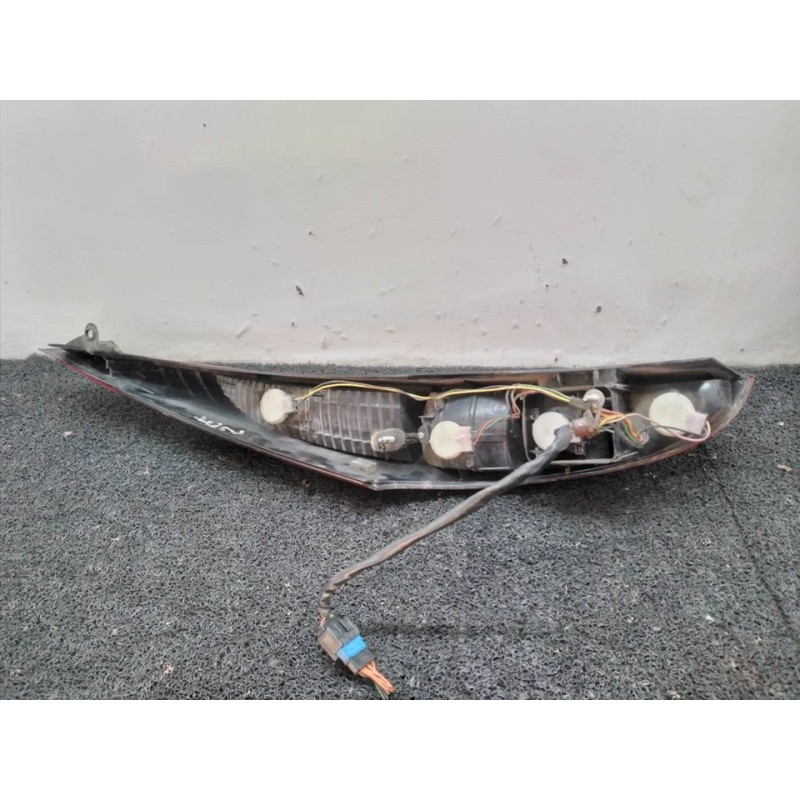 Recambio de piloto trasero derecho para fiat ulysse (179) 2.2 jtd emotion plus referencia OEM IAM 2