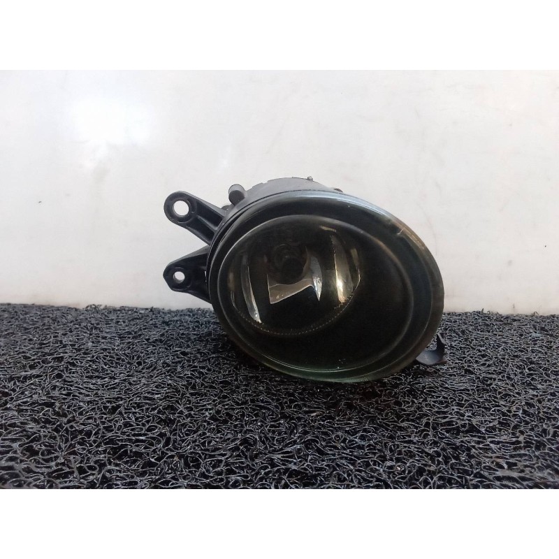 Recambio de faro antiniebla derecho para audi a4 berlina (8e) 1.9 tdi (96kw) referencia OEM IAM 8E0941700B  