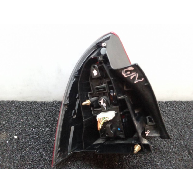 Recambio de piloto trasero derecho para citroën c5 berlina sx (e) referencia OEM IAM - Negro 2