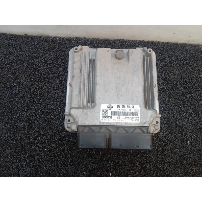Recambio de centralita motor uce para seat leon (1p1) reference referencia OEM IAM 03G906016AK 0281011884 BOSCH