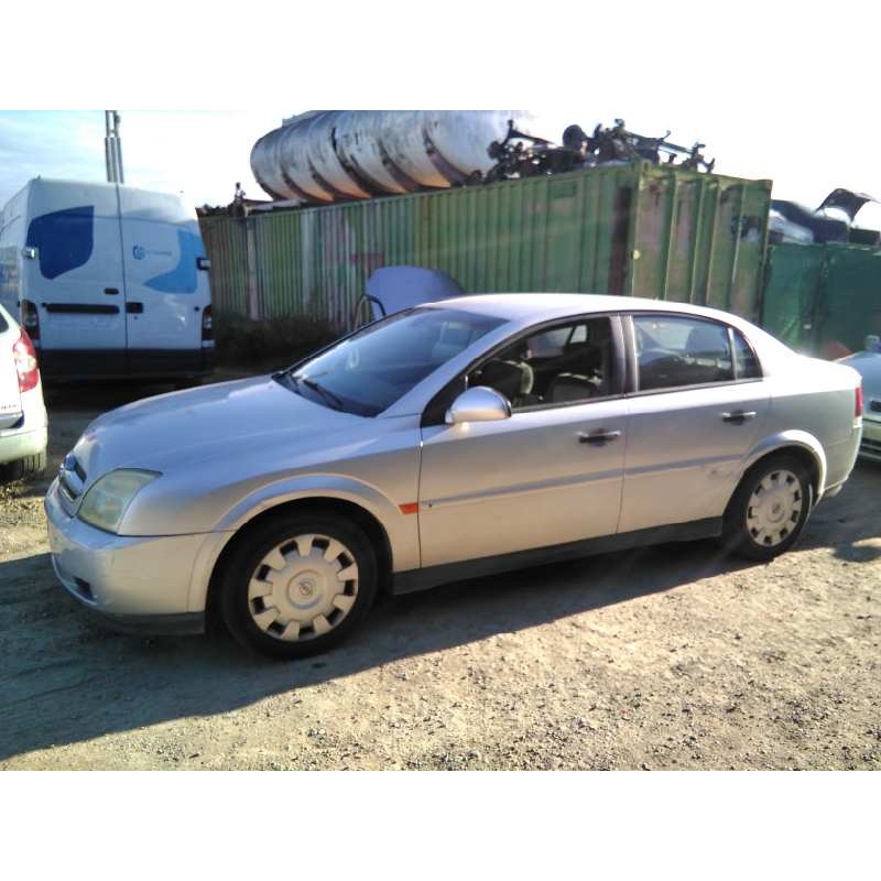 opel vectra c berlina del año 2002