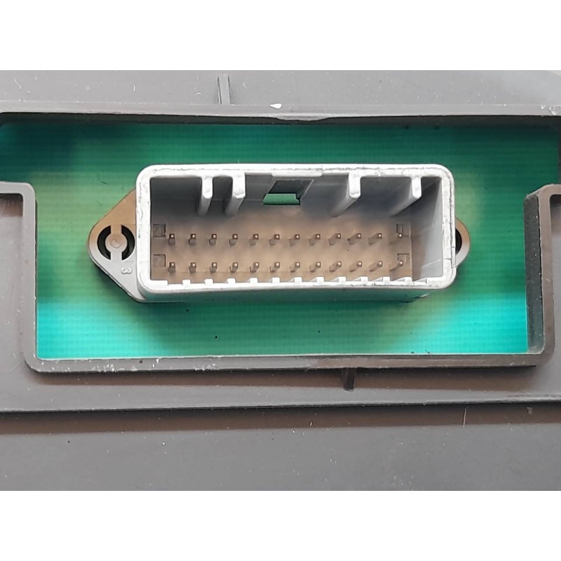 Recambio de cuadro instrumentos para renault clio iii confort dynamique referencia OEM IAM 8200316824G VISTEON 3