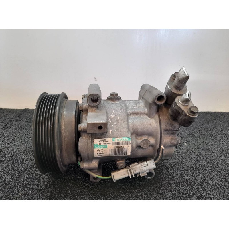 Recambio de compresor aire acondicionado para renault clio iii confort dynamique referencia OEM IAM 8200357173B 0076404662 SANDE