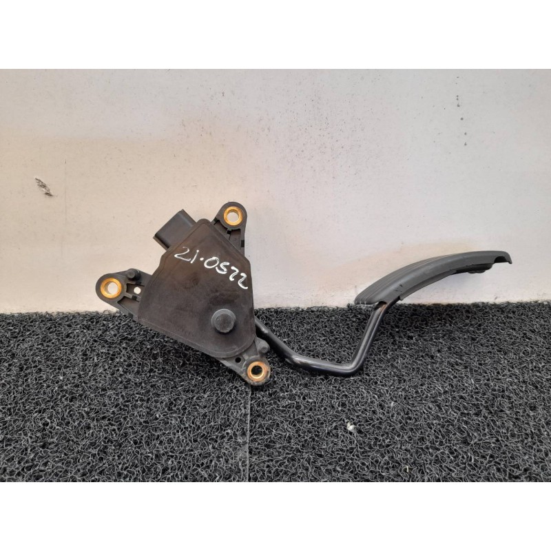 Recambio de potenciometro pedal para renault clio iii confort dynamique referencia OEM IAM 8200297335 3