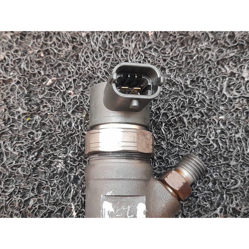 Recambio de inyector para kia sorento 2.5 crdi vgt ex1 referencia OEM IAM 0445110275  BOSCH - Marrón 3