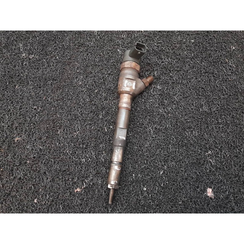 Recambio de inyector para kia sorento 2.5 crdi vgt ex1 referencia OEM IAM 0445110275  BOSCH