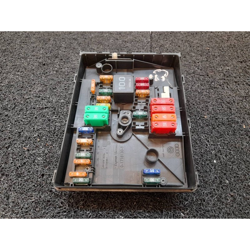 Recambio de caja reles / fusibles para volkswagen touran (1t2) edition referencia OEM IAM 1K0937125A  