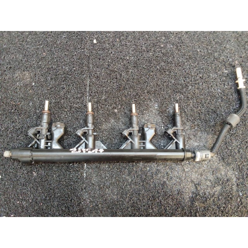 Recambio de rampa inyectora para peugeot 308 sport referencia OEM IAM V754181680 V752817680 