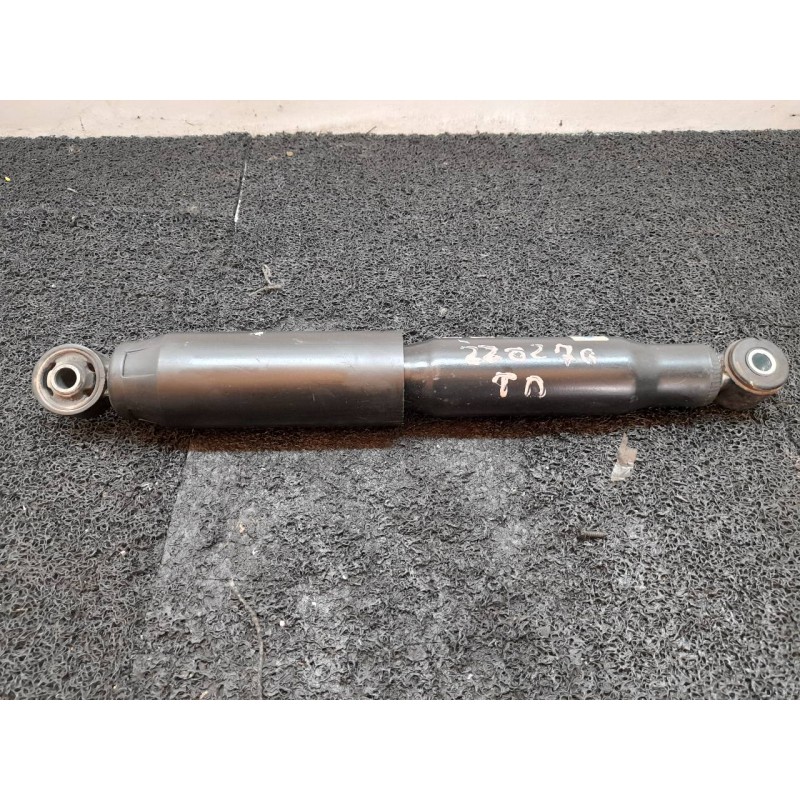 Recambio de amortiguador trasero derecho para fiat doblo (119) 1.3 16v multijet active com. (55kw) referencia OEM IAM - Blanco