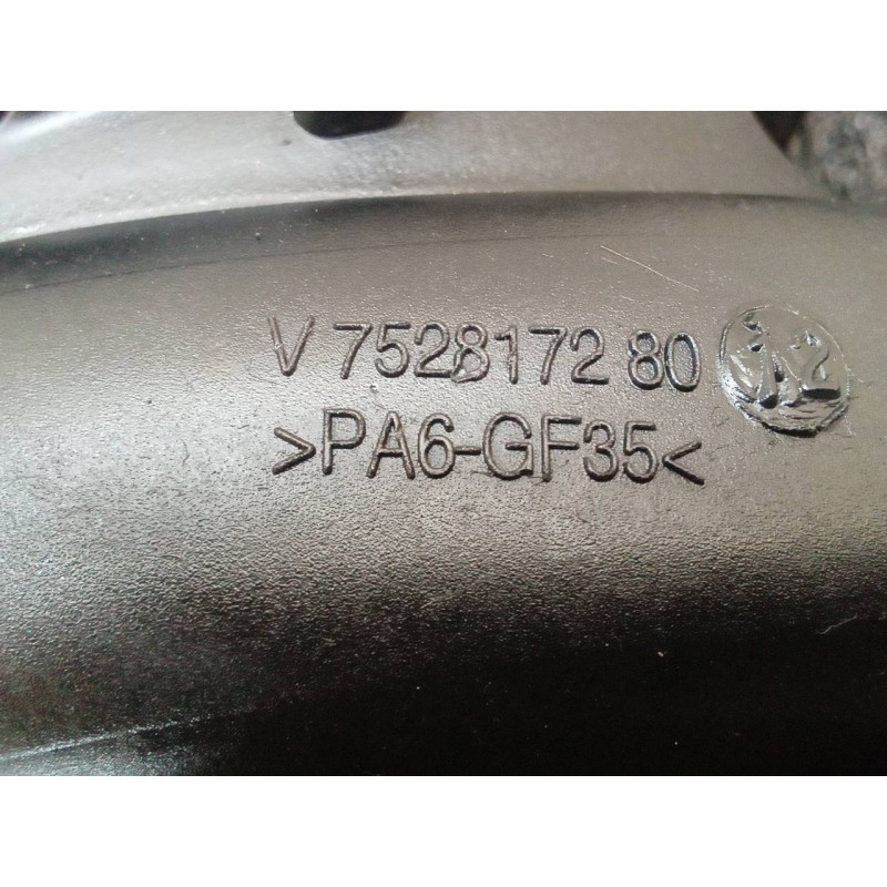 Recambio de colector admision para peugeot 308 sport referencia OEM IAM V752817280 3