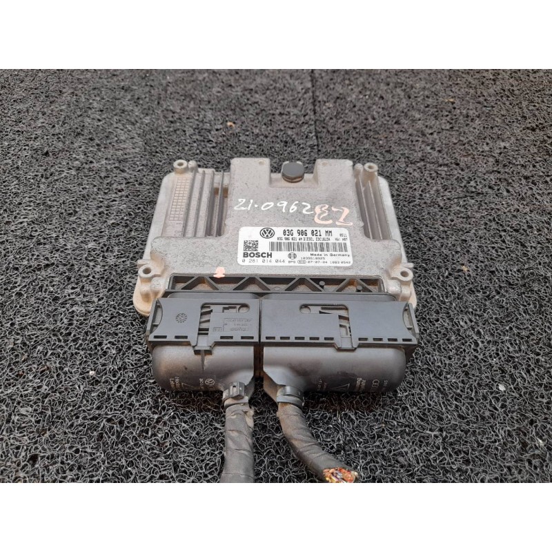 Recambio de centralita motor uce para volkswagen touran (1t2) edition referencia OEM IAM 0281014044 03G906021MM BOSCH