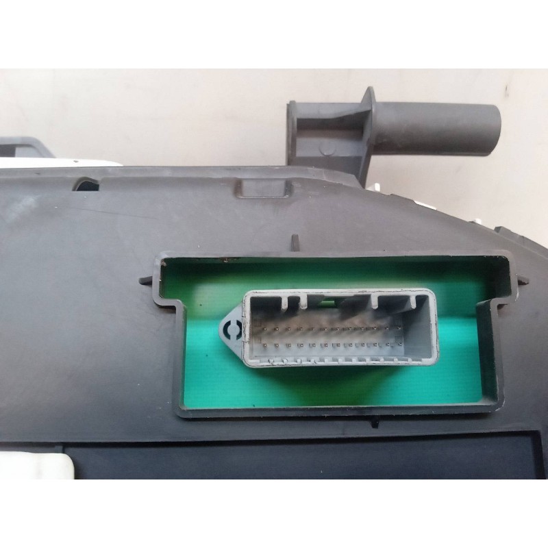 Recambio de cuadro instrumentos para renault clio iii emotion referencia OEM IAM 8200761861M - Blanco 3