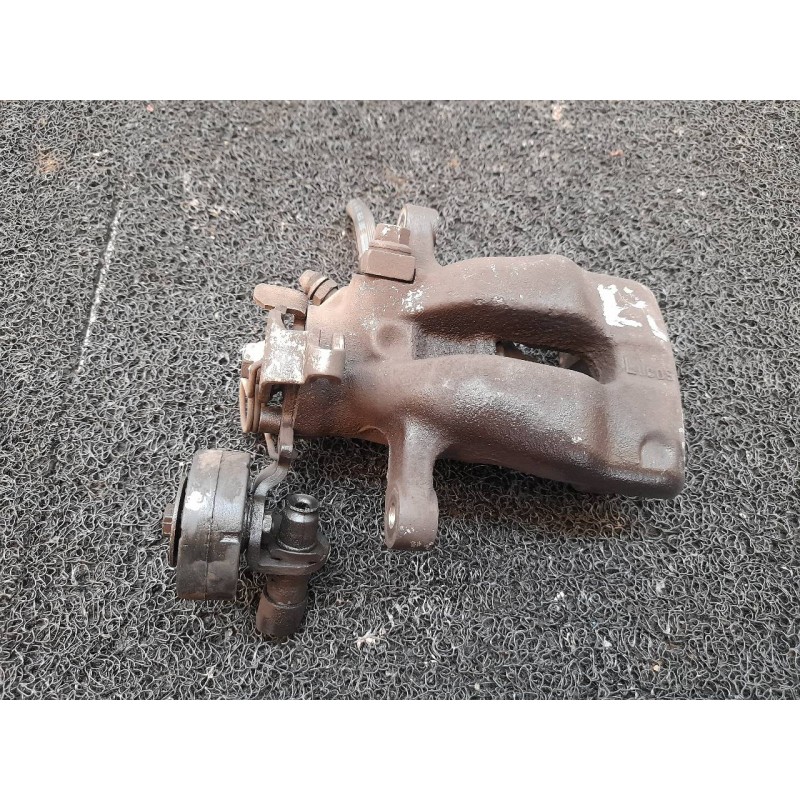 Recambio de pinza de freno trasera derecha para opel zafira a comfort referencia OEM IAM 879  LUCAS