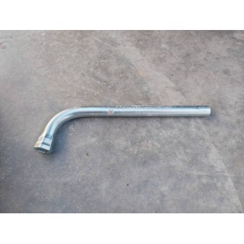 LLAVE RUEDA 