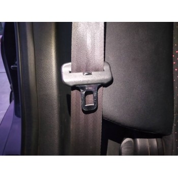 CINTURON SEGURIDAD TRASERO DERECHO 
