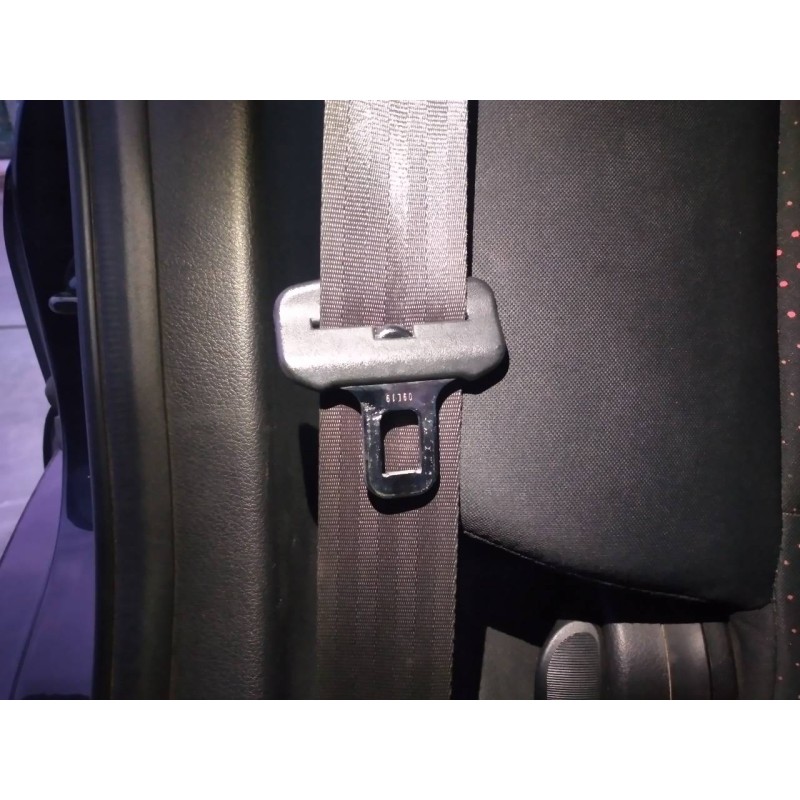 Recambio de cinturon seguridad trasero derecho para ssangyong actyon 200 xdi 4wd limited referencia OEM IAM   