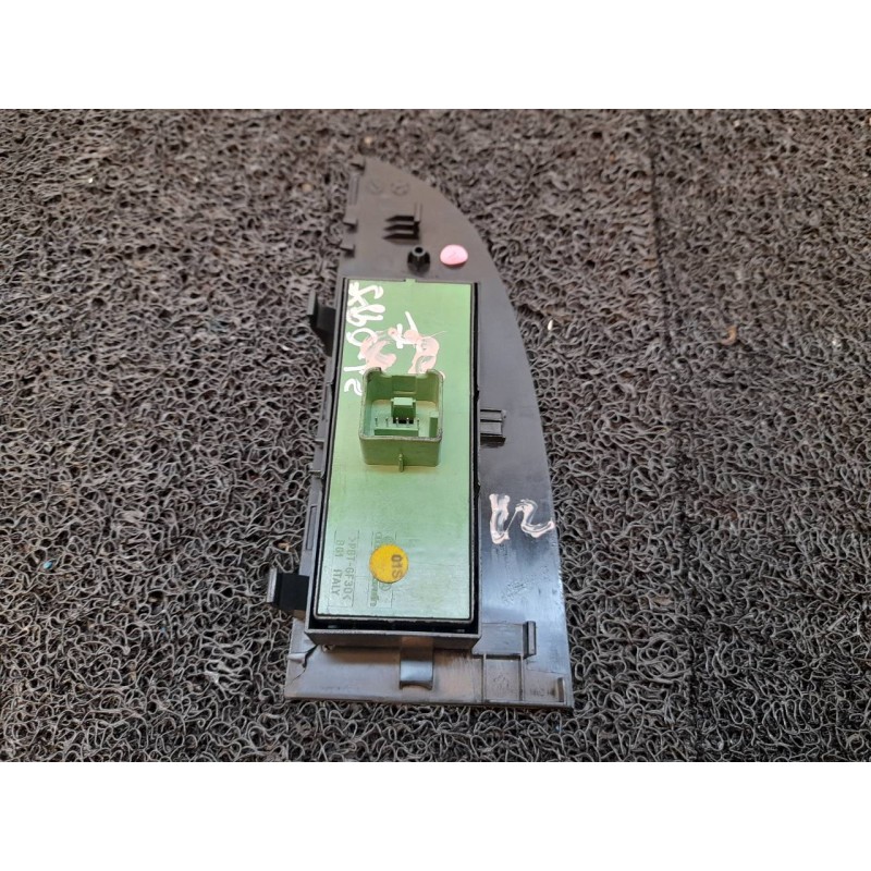 Recambio de mando elevalunas delantero izquierdo para seat leon (1p1) sport-up referencia OEM IAM 1P0959857 - Rojo 4