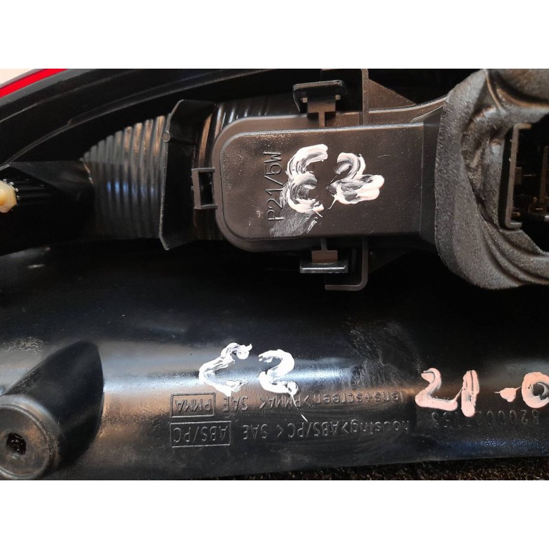 Recambio de piloto trasero izquierdo para renault espace iv (jk0) initiale referencia OEM IAM 2