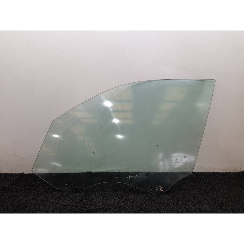 Recambio de luna delantera izquierda para bmw x1 (e84) sdrive 18d referencia OEM IAM   