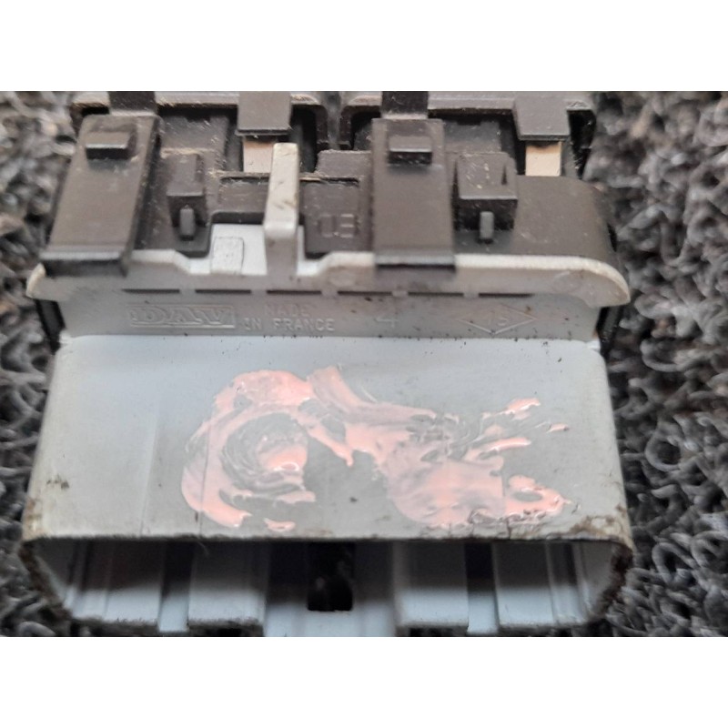 Recambio de mando elevalunas delantero izquierdo para renault espace iv (jk0) initiale referencia OEM IAM 4