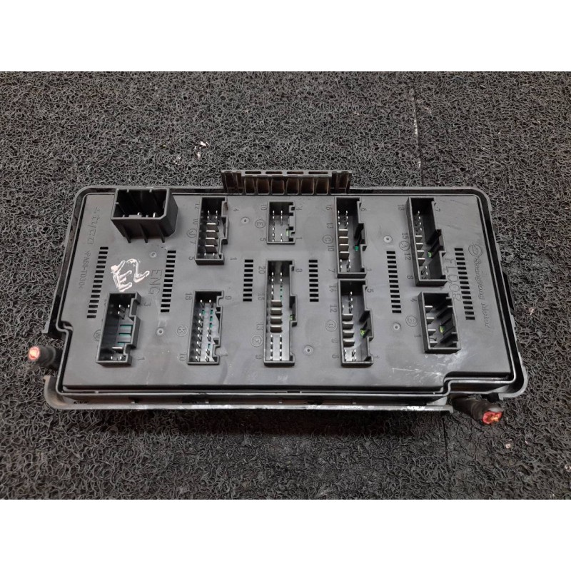 Recambio de caja reles / fusibles para ssangyong actyon 200 xdi 4wd limited referencia OEM IAM 09J31D AK6958 - Negro 2