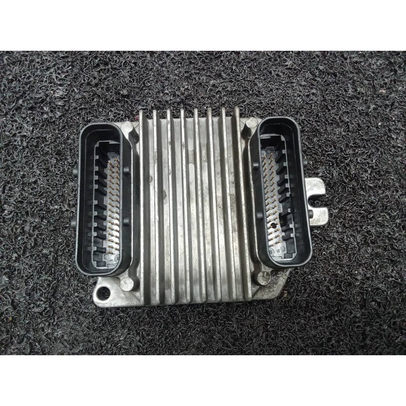 Recambio de centralita motor uce para opel vectra b berlina comfort referencia OEM IAM 09364599  