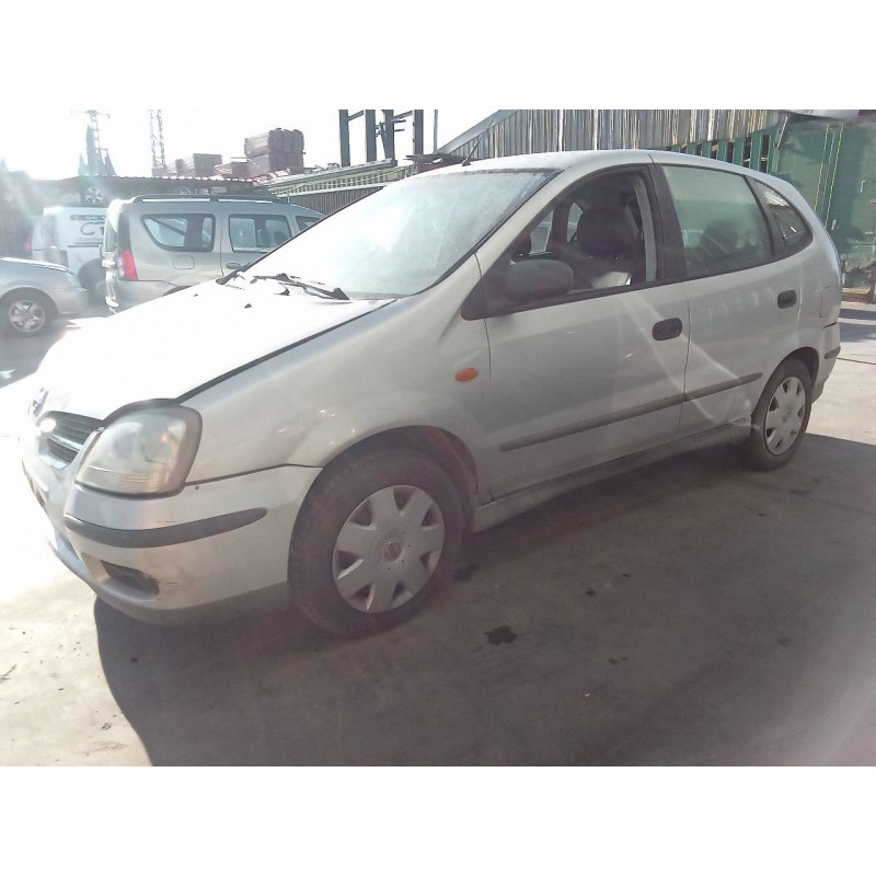 nissan almera tino (v10m) del año 2005