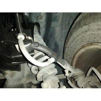 BRAZO SUSPENSION SUPERIOR DELANTERO IZQUIERDO 