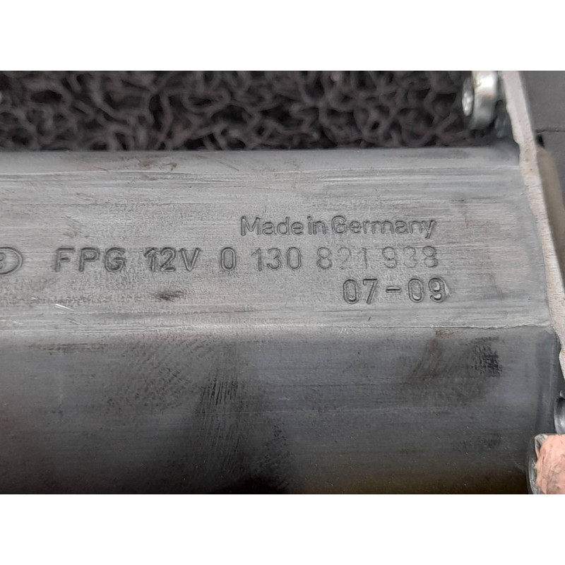 Recambio de motor elevalunas delantero izquierdo para ford fiesta (cbk) futura referencia OEM IAM 0130821938  BOSCH - Negro 3