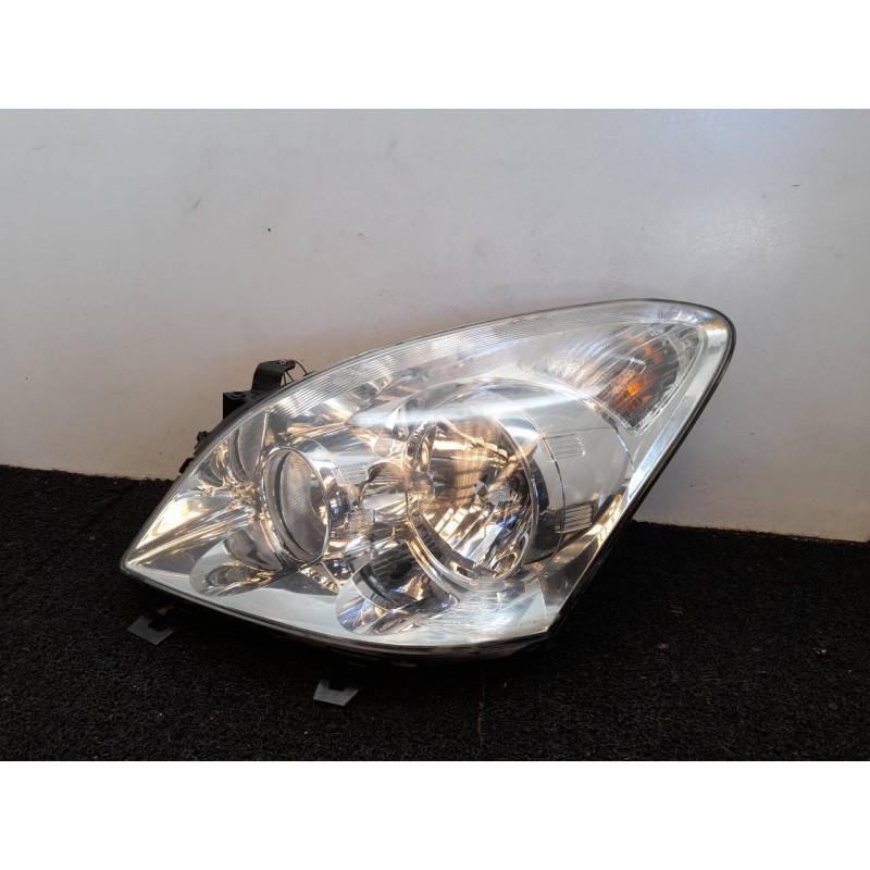 Recambio de faro izquierdo para toyota corolla verso (r1) 2.2 d-4d sol referencia OEM IAM - Blanco 4