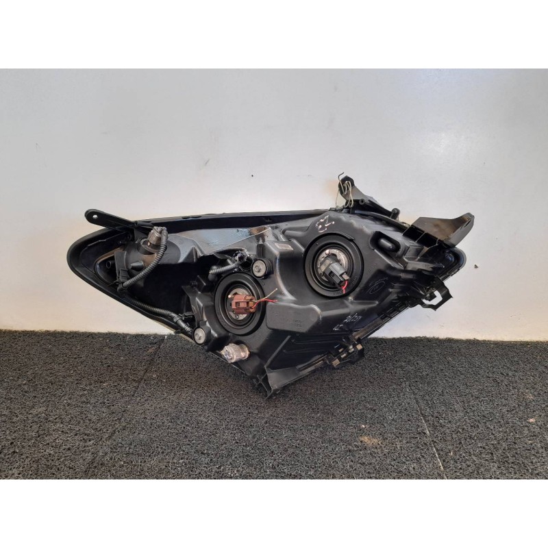 Recambio de faro izquierdo para toyota corolla verso (r1) 2.2 d-4d sol referencia OEM IAM - Blanco 9