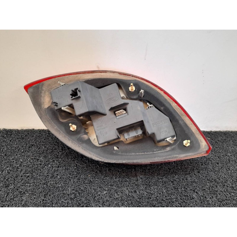 Recambio de piloto trasero derecho para ford ka (ccq) básico referencia OEM IAM 2