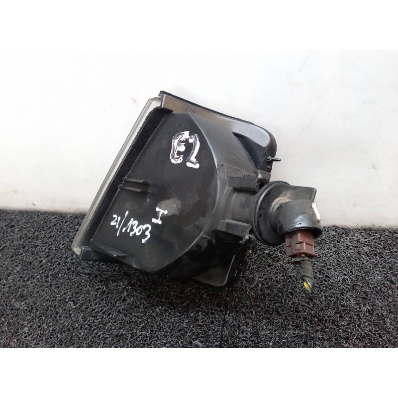 Recambio de piloto delantero derecho para peugeot 309 vital referencia OEM IAM - Blanco 2