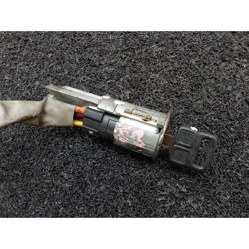 Recambio de antirrobo / llave contacto para peugeot 309 vital referencia OEM IAM  NEIMAN - Blanco 5